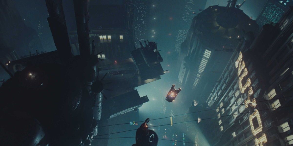 Futuristic LA skyline in Blade Runner