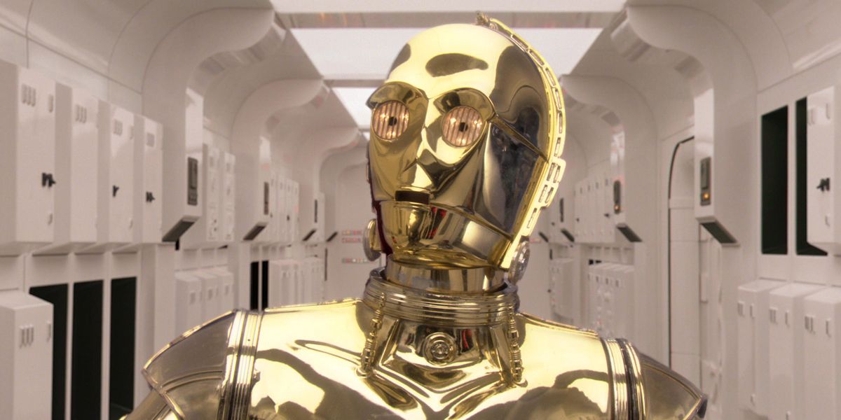 C-3PO has red arm