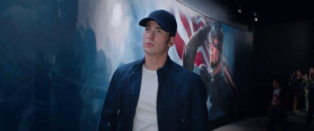 Captain America The Winter Soldier Photo - Chris Evans wearing Hat