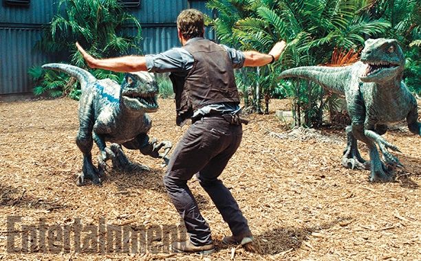Chris Pratt Raptor Wrangling Jurassic World