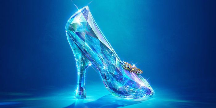 Cinderella Movie 2015 starring Lily James (Review)