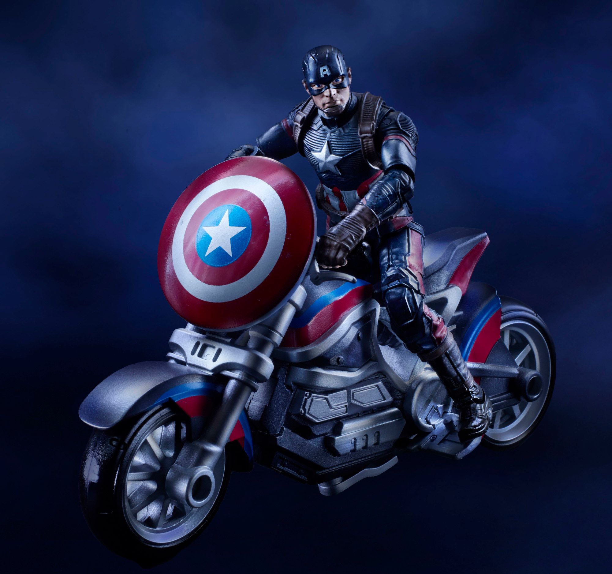 Civil War 3.75 Captain America with motorcycle