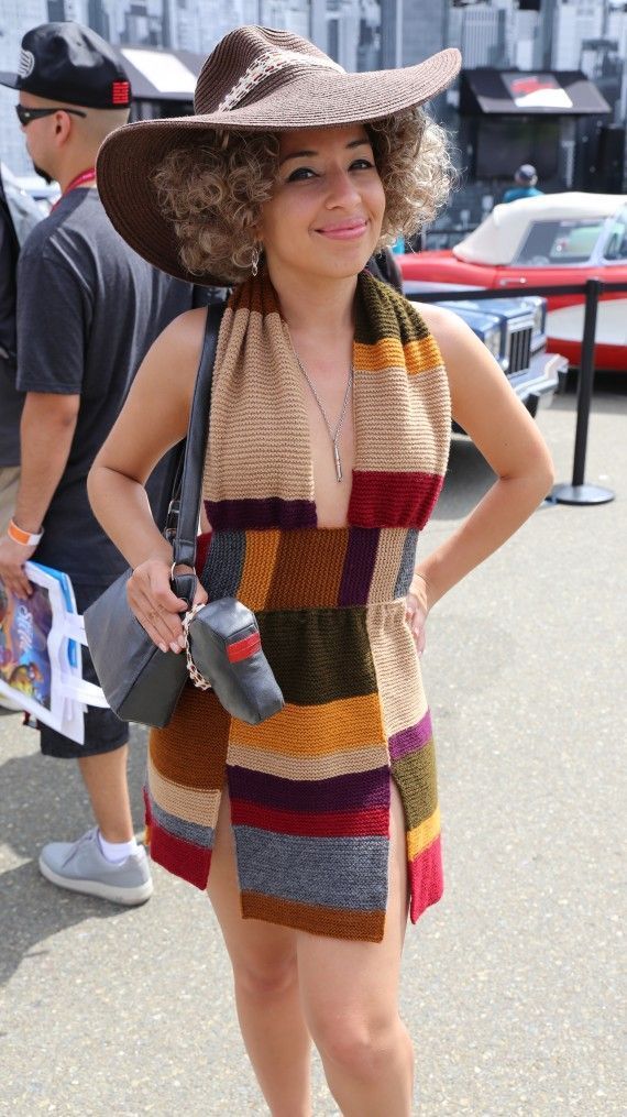 Comic Con 2014 Cosplay - Doctor Who Scarf Dress