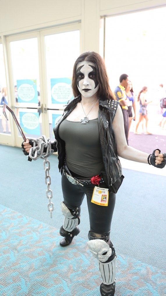 Comic Con 2014 Cosplay - Female Lobo