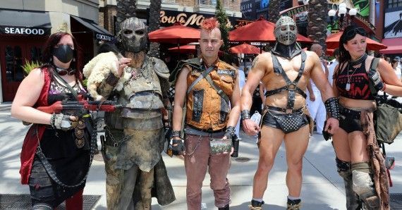 Comic Con 2014 Cosplay - Mad Max warriors