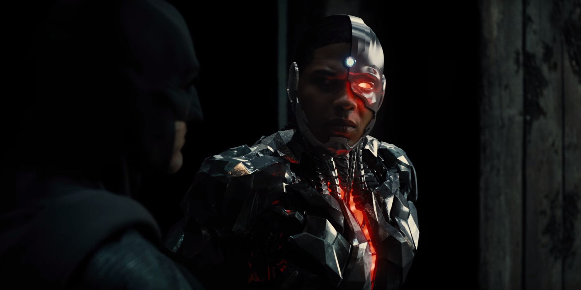 Cyborg and Batman in the Justice League trailer