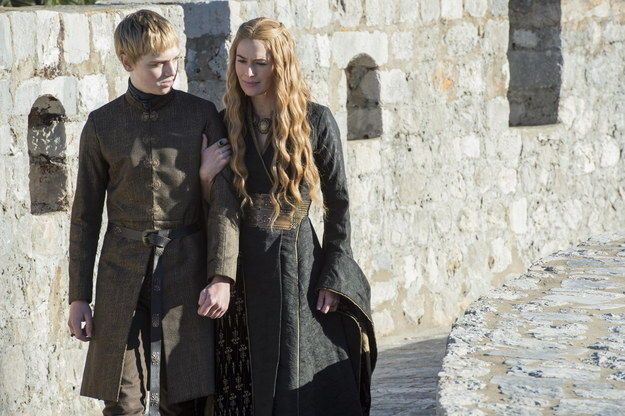 Dean-Charles Chapman as Tommen Baratheon and Lena Headey as Cersei Lannister in Game of Thrones S5