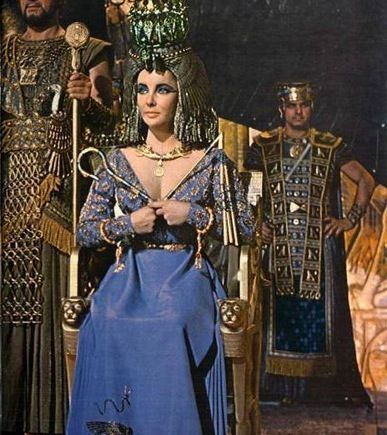 Elizabeth Taylor Cleopatra movie image