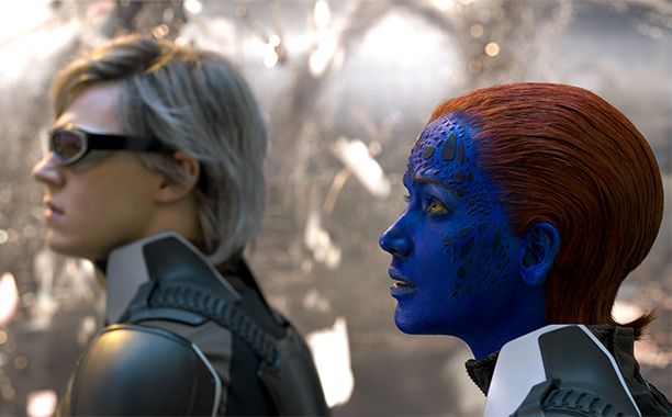 Evan Peters and Jennifer Lawrence in X-Men Apocalypse
