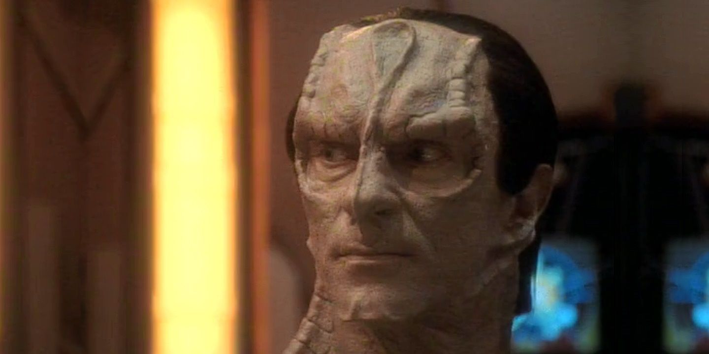 Gul Dukat looks on sternly from Deep Space Nine