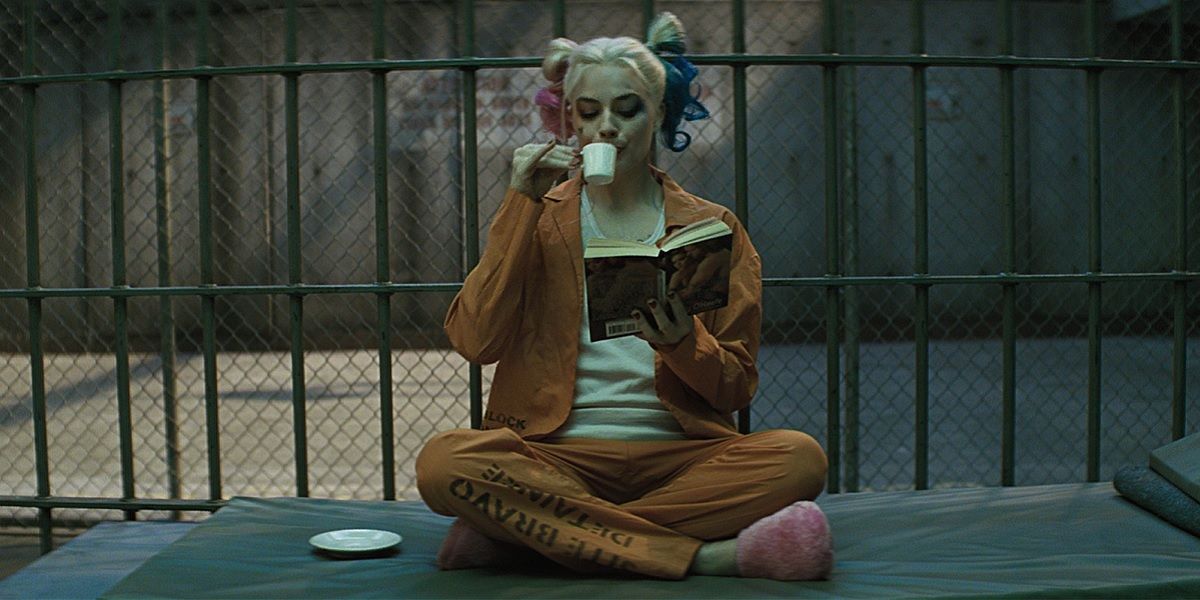 Harley Quinn drinks tea in Suicide Squad trailer 2
