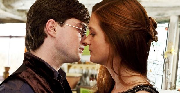 Harry Potter - Harry and Ginny kiss