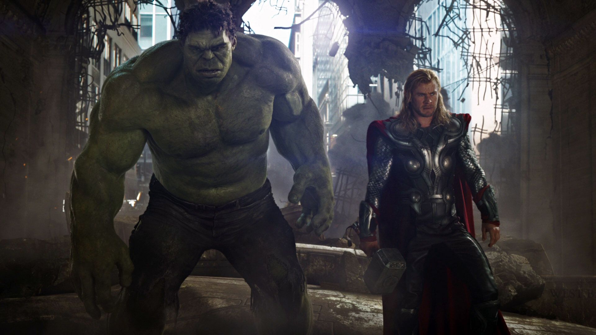 Hulk and Thor in Avengers 1