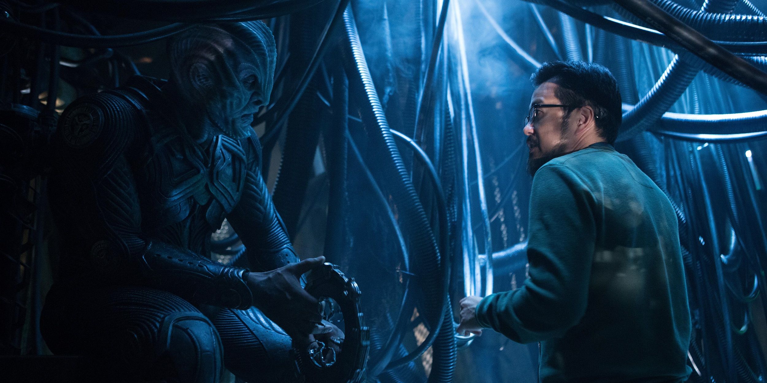 Idris Elba and director Justin Lin on set of Star Trek Beyond