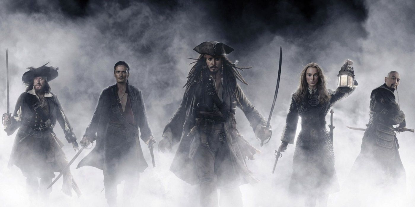 Johnny Depp and Keira Knightley in Pirates of the Caribbean at World's Eng
