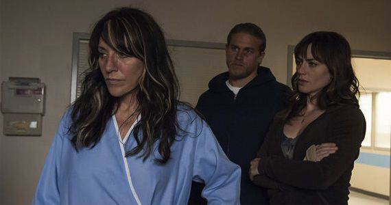 Katey Sagal Charlie Hunnam and Maggie Siff in Sons of Anarchy Ablation