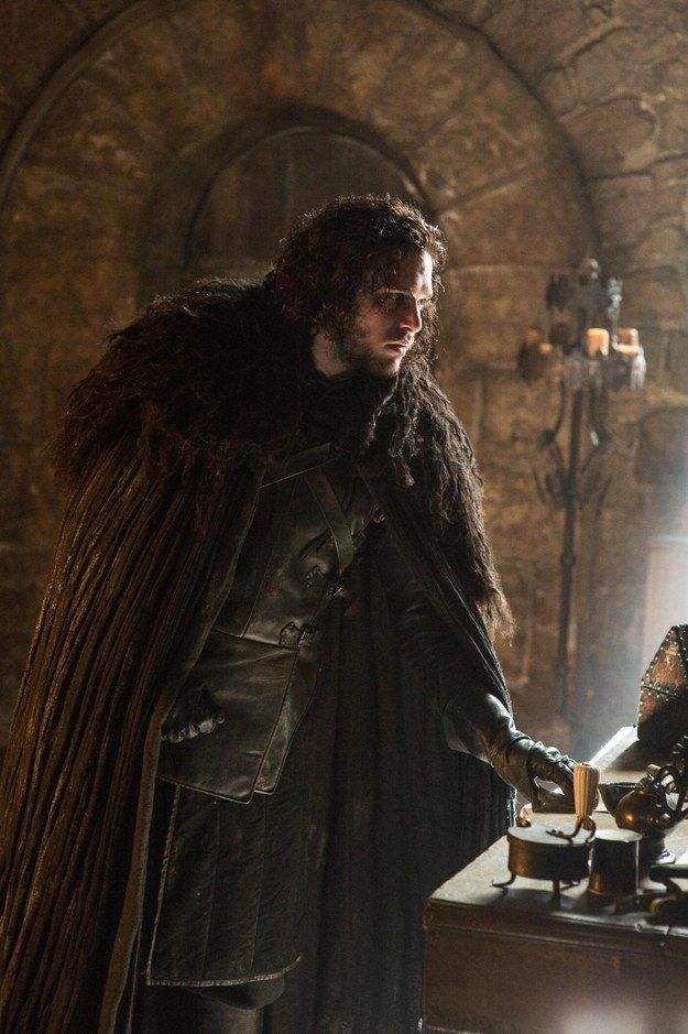 Kit Harington as Jon Snow in Game of Thrones S5