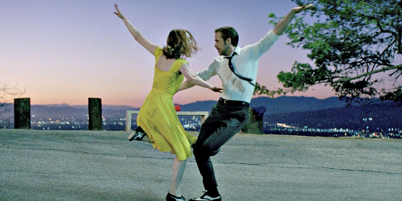 Emma Stone and Ryan Gosling dancing in La La Land (2016)