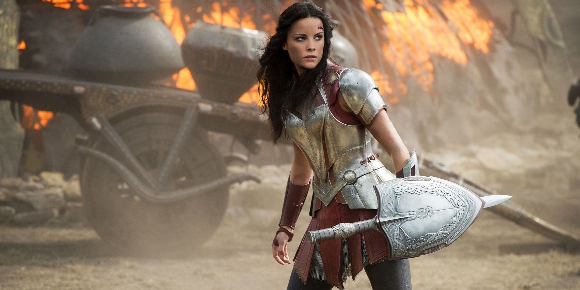 Lady Sif  with her shield and sword combined in Thor 2 The Dark World