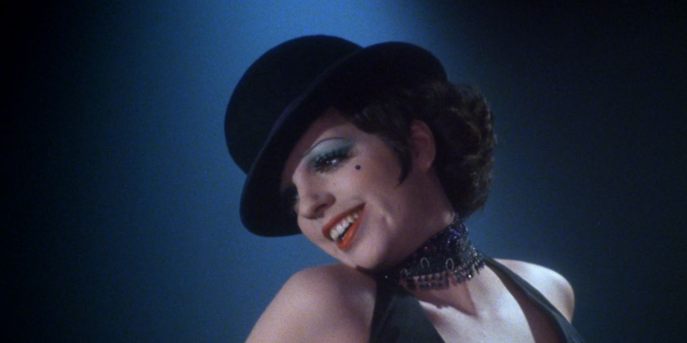 Liza Minnelli wearing a top hat in Cabaret