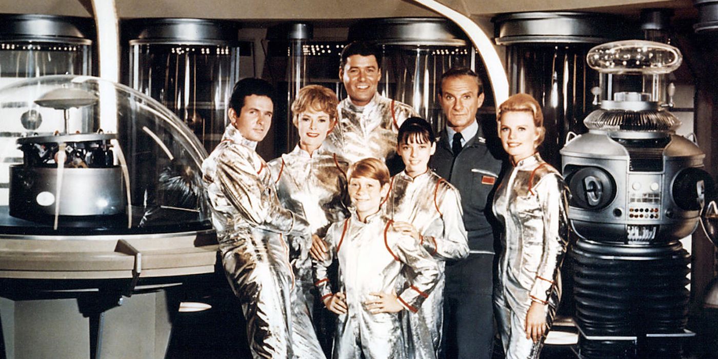 Lost In Space Cast