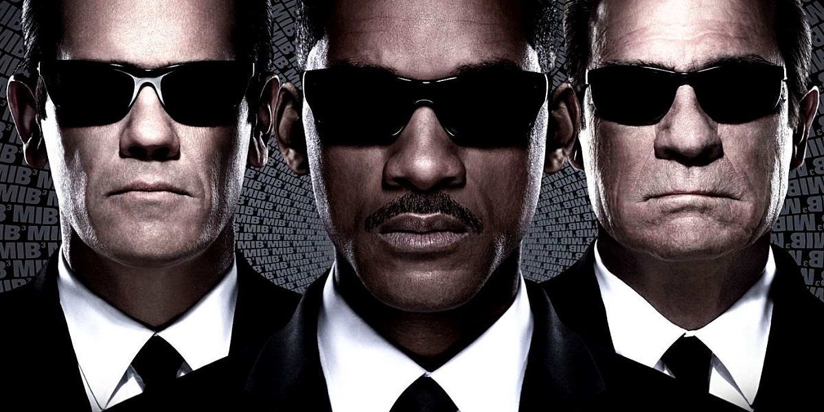 Will Smith with Tommy Lee Jones and Josh Brolin in Men in Black 3