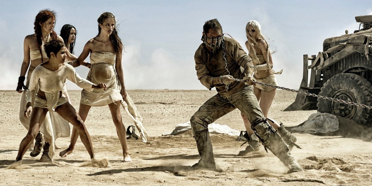 Mad Max Fury Road - Max and the wives