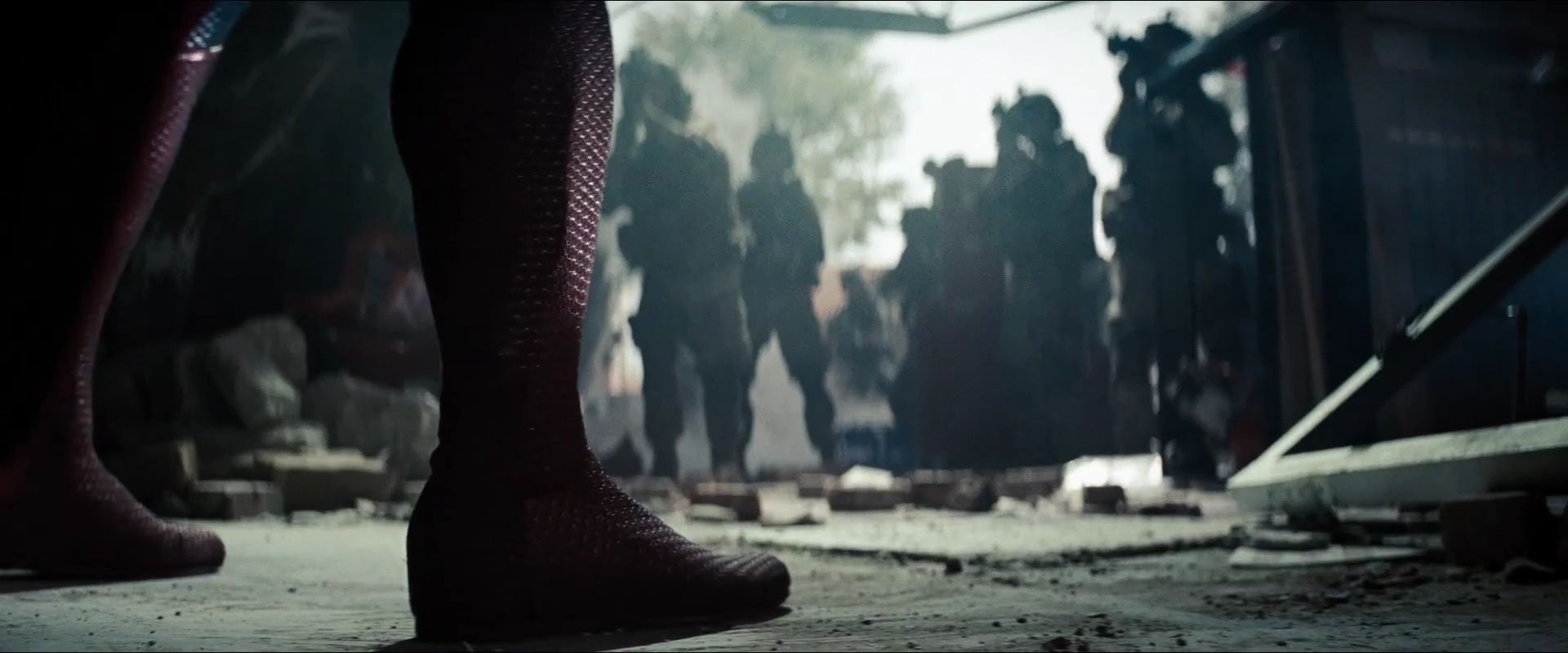 Man of Steel Trailer Images - Superman Faces the Army