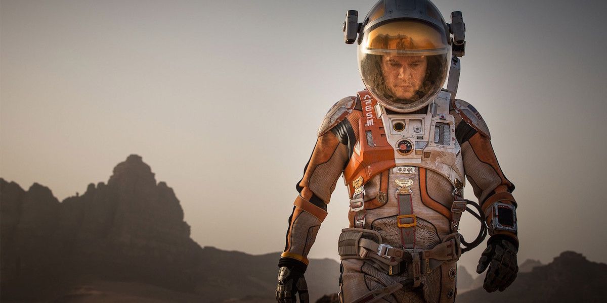 Matt Damon in The Martian Movie (Review)