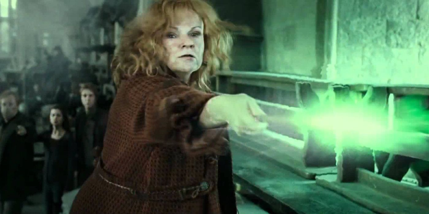 Molly Weasley (Julie Walters) Casts a Spell at Bellatrix Lestrange in Harry Potter and the Deathly Hallows part 2