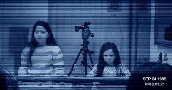 'Paranormal Activity 2' - mirror scene