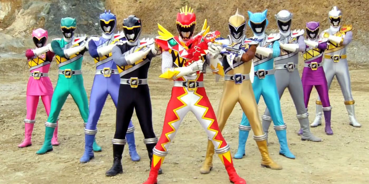 The full Power Rangers Dino Charge team in formation