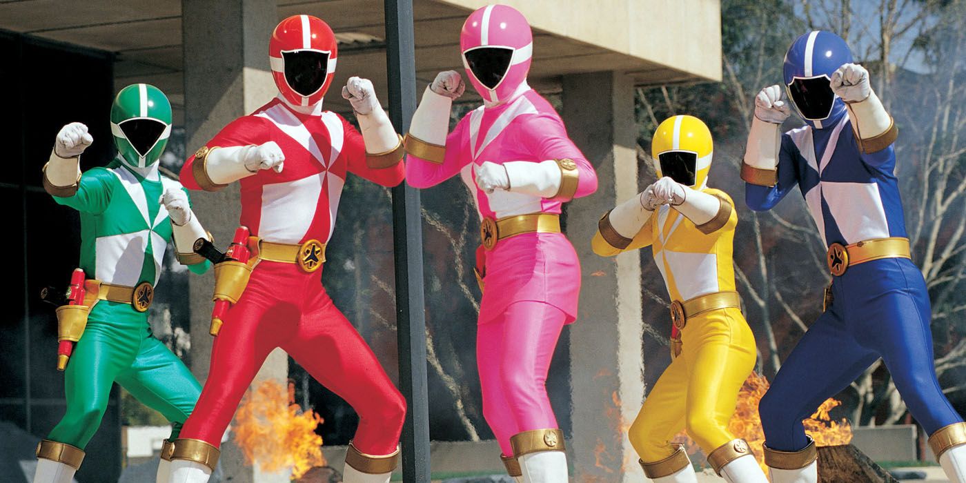 Power Rangers Lightspeed Rescue team posing for a fight