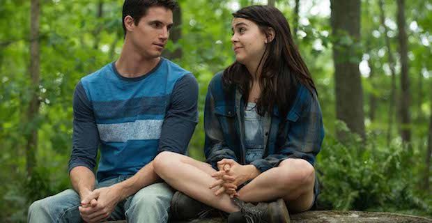 Robbie Amell as Wesley Rush in 'The Duff'