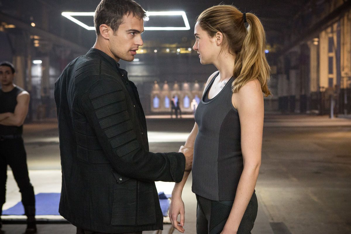 Shailene Woodley and Theo James in 'Divergent'