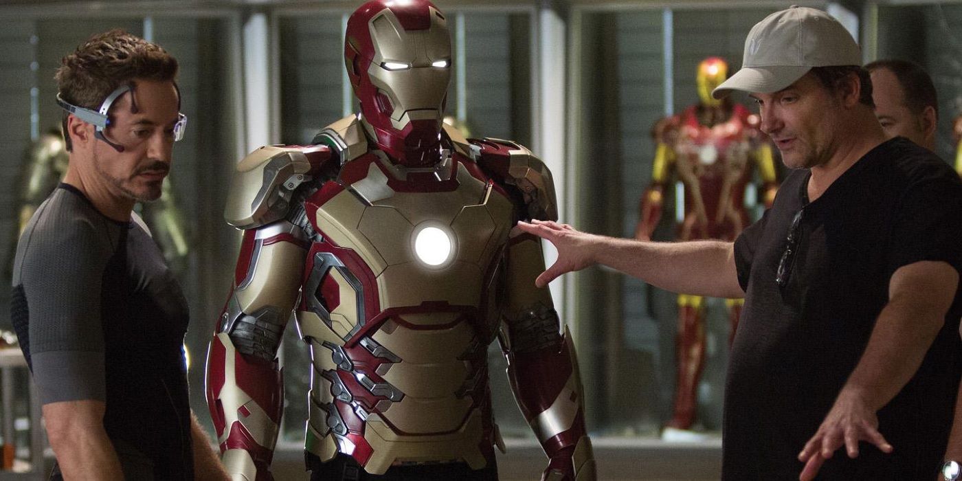 Shane Black and Robert Downey Jr on the set of Iron Man 3