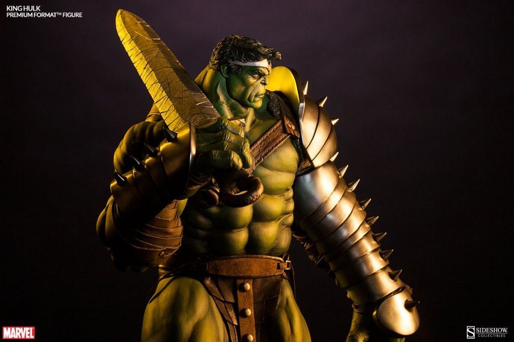 King Hulk With Sword - Sideshow Collectibles