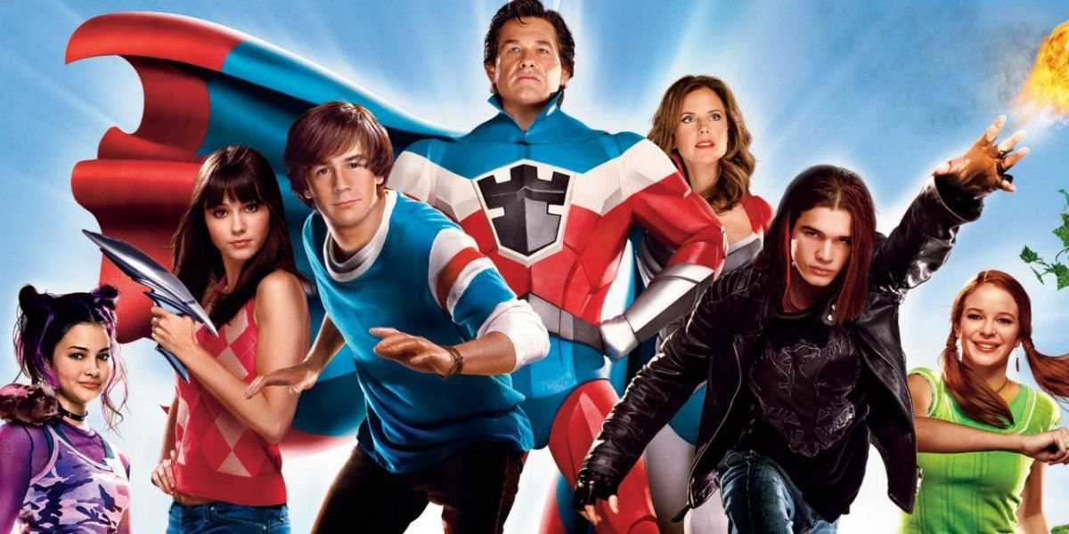 The heroes of Sky High pose for a promotional image.