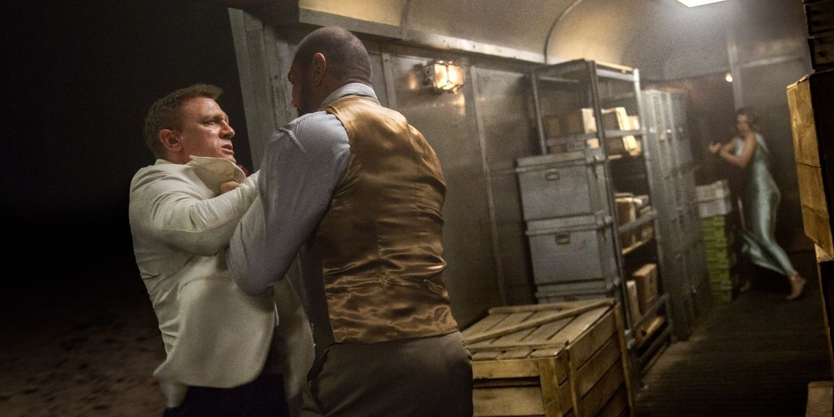 Spectre James Bond Easter Eggs Train Fight