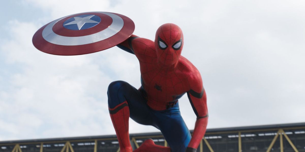 Spider-man with Cap's shield in Civil War