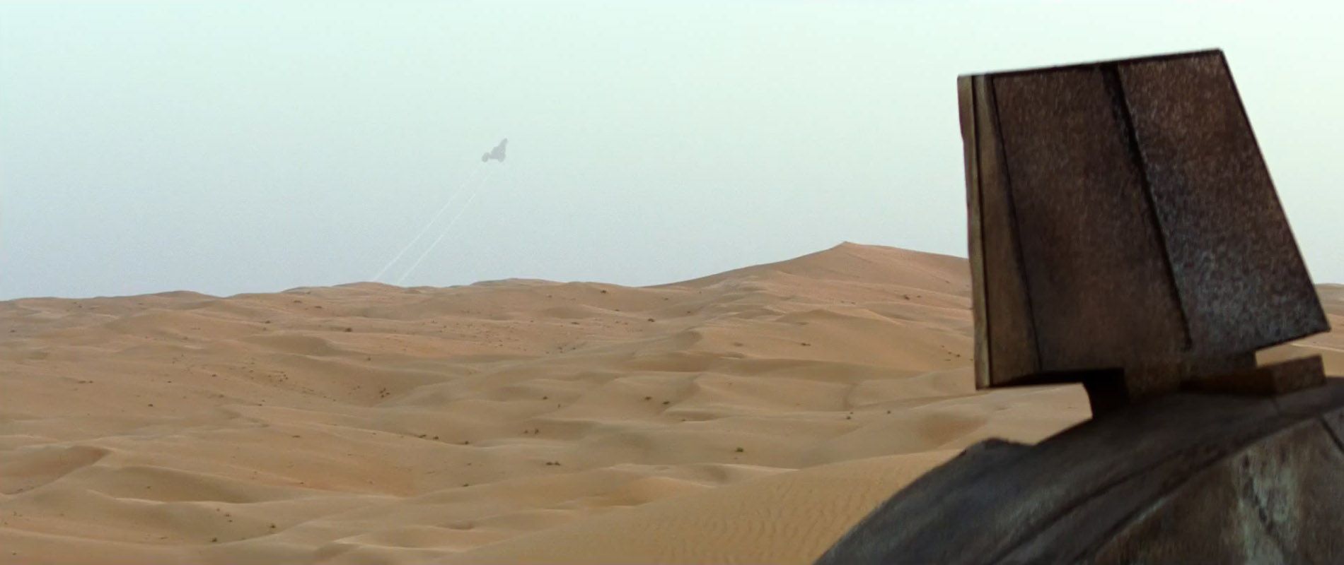 Star Wars 7 Trailer #3 - Rey Views Ship in Distance on Jakku