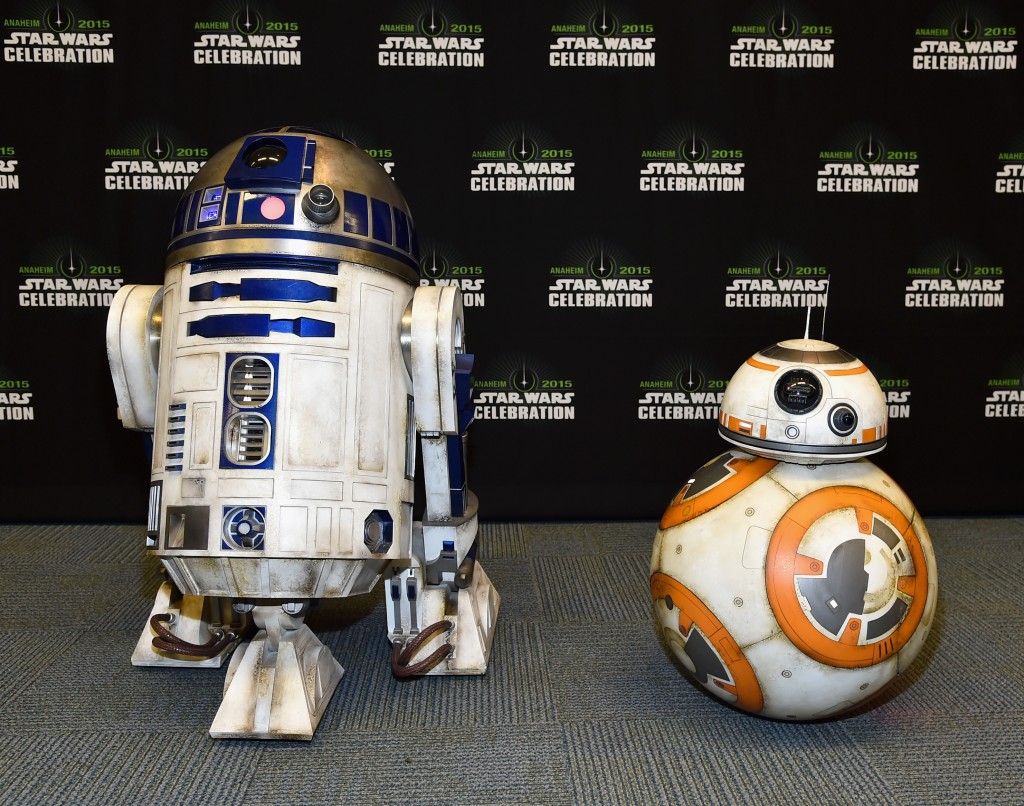 Star Wars Celebration 2015 - BB8 and R2-D2