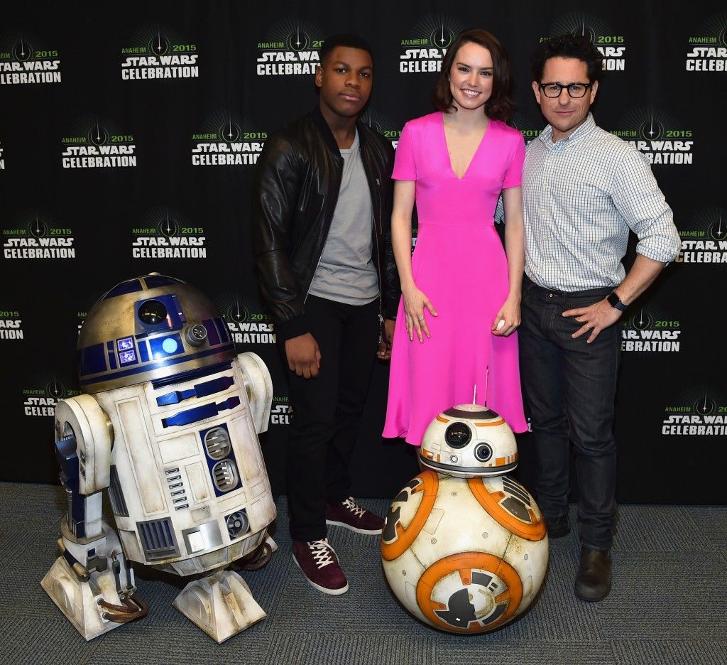 Star Wars Celebration 2015 - John Boyega, Daisy Ridley, JJ Abrams, BB8 and R2-D2
