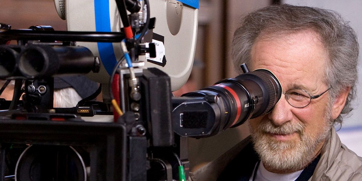Steven Spielberg clarifies superhero comments