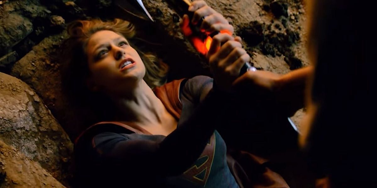 Supergirl - Kara fights Vartox
