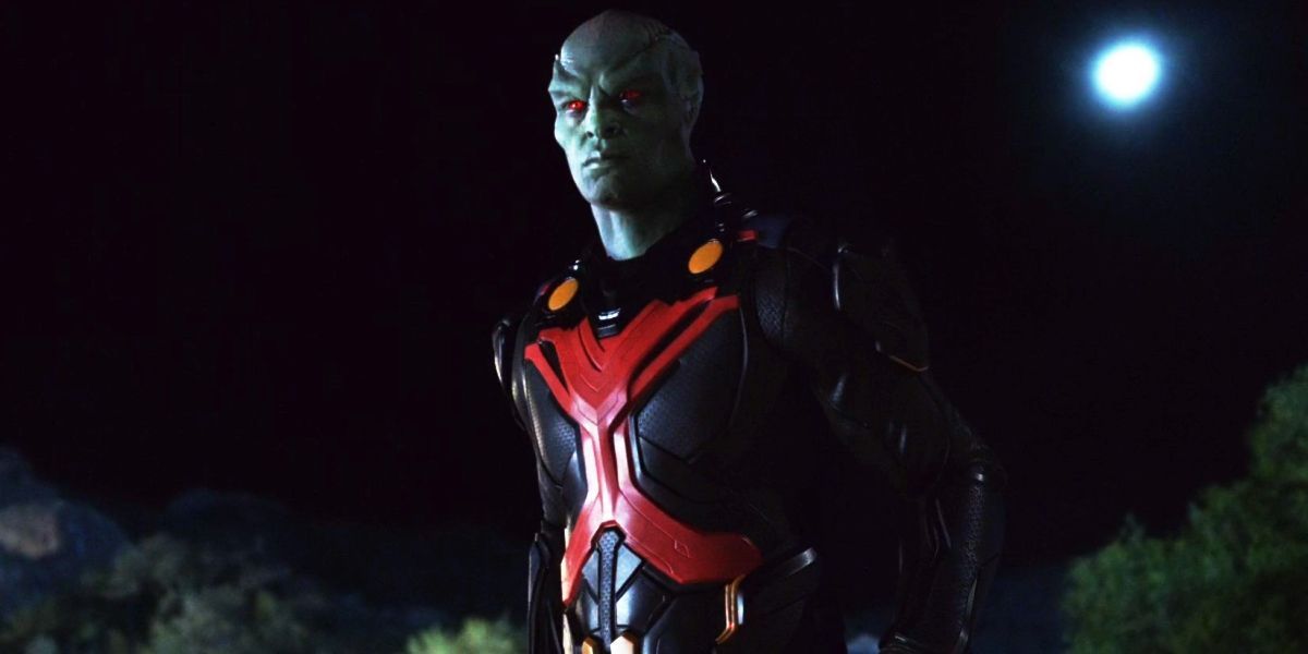 Martian Manhunter From The Arrowverse Wearing His Superhero Armor