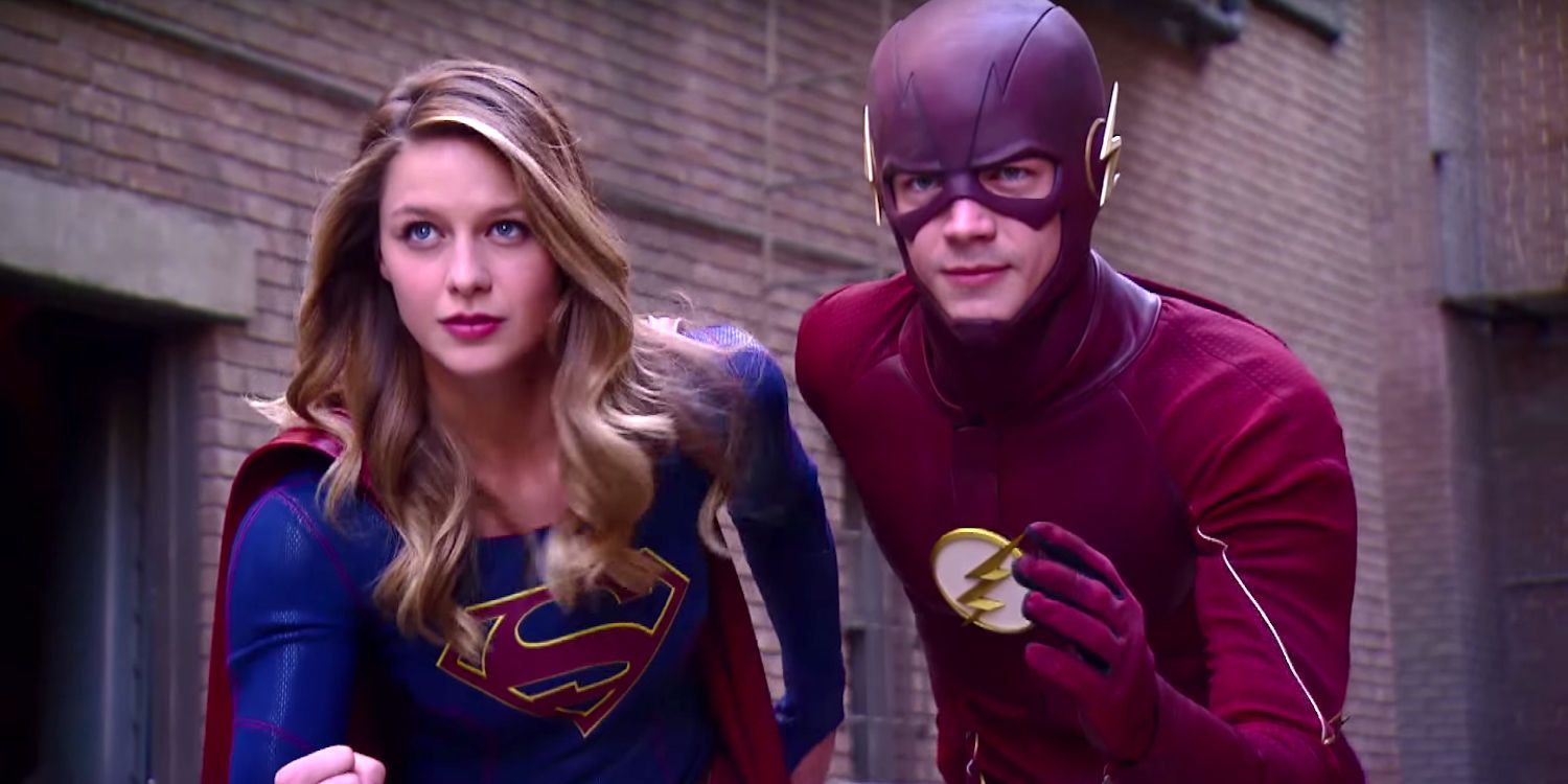 Supergirl The Flash Behind the Scenes Featurette Pose