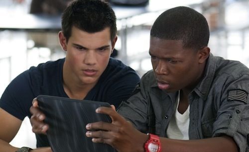 Taylor Lautner and Denzel Whitaker in Abduction