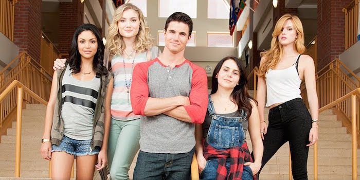 'The Duff' Movie Starring Mae Whitman and Robbie Amell (Review)