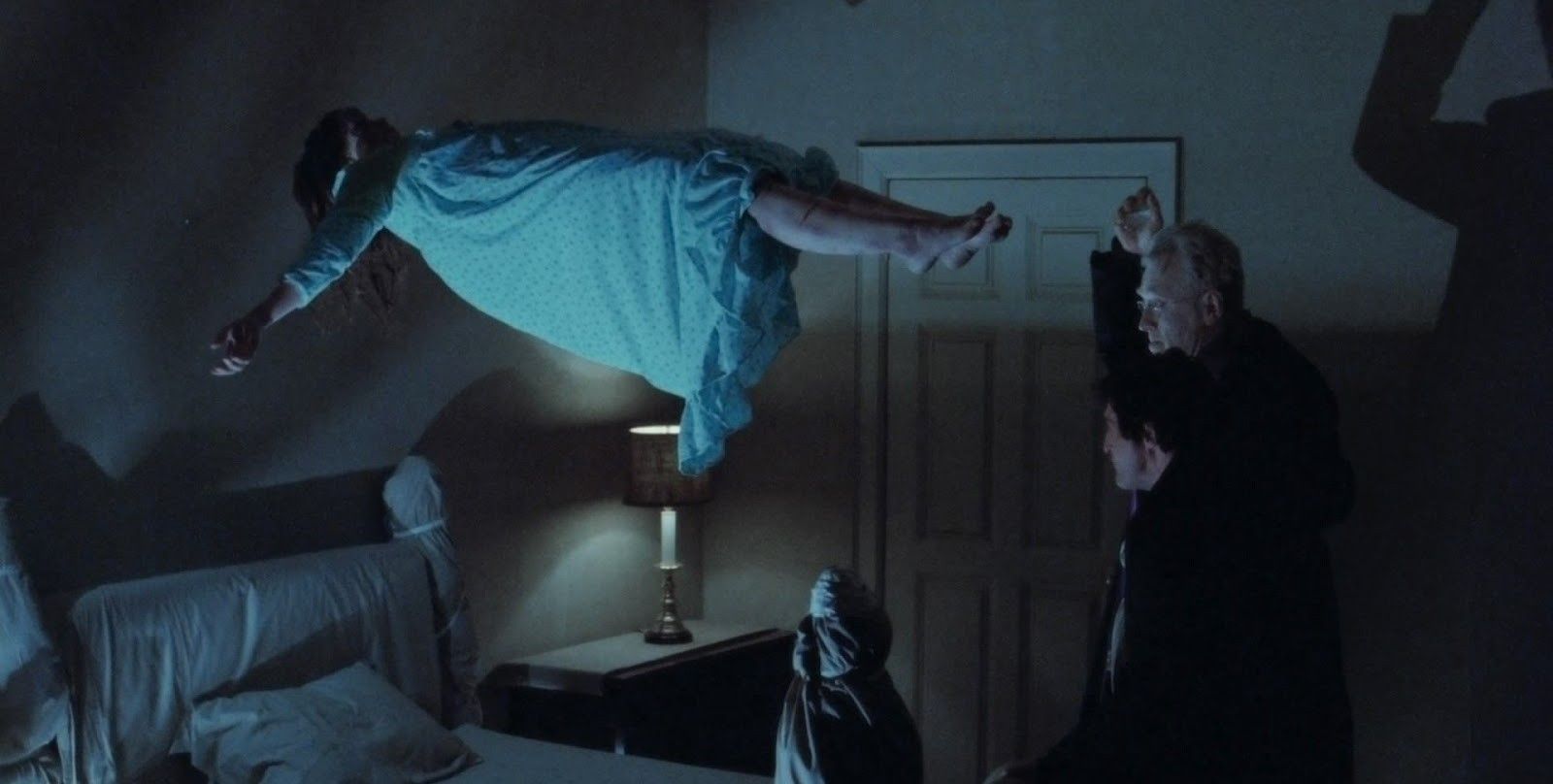 The-Exorcist-Regan-Floating